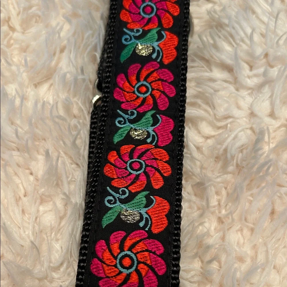 Floral Embroidered Black Martingale Collar - Picture 4 of 10